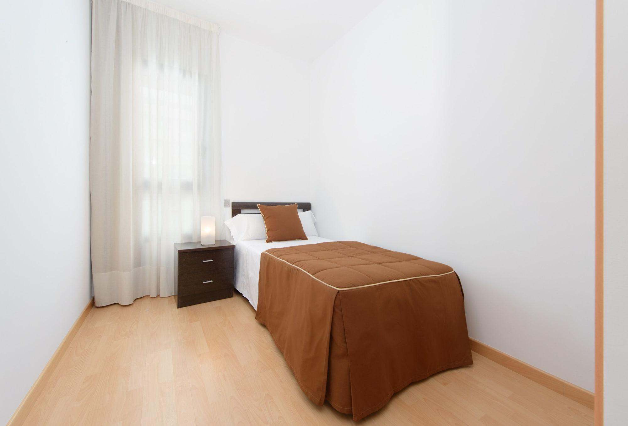 Madrid Airport Suites, Affiliated By Melia Zewnętrze zdjęcie