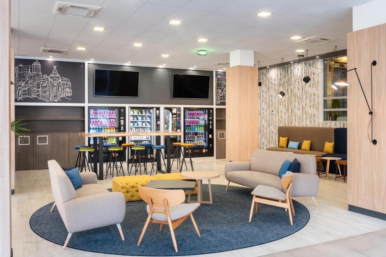 Madrid Airport Suites, Affiliated By Melia Zewnętrze zdjęcie