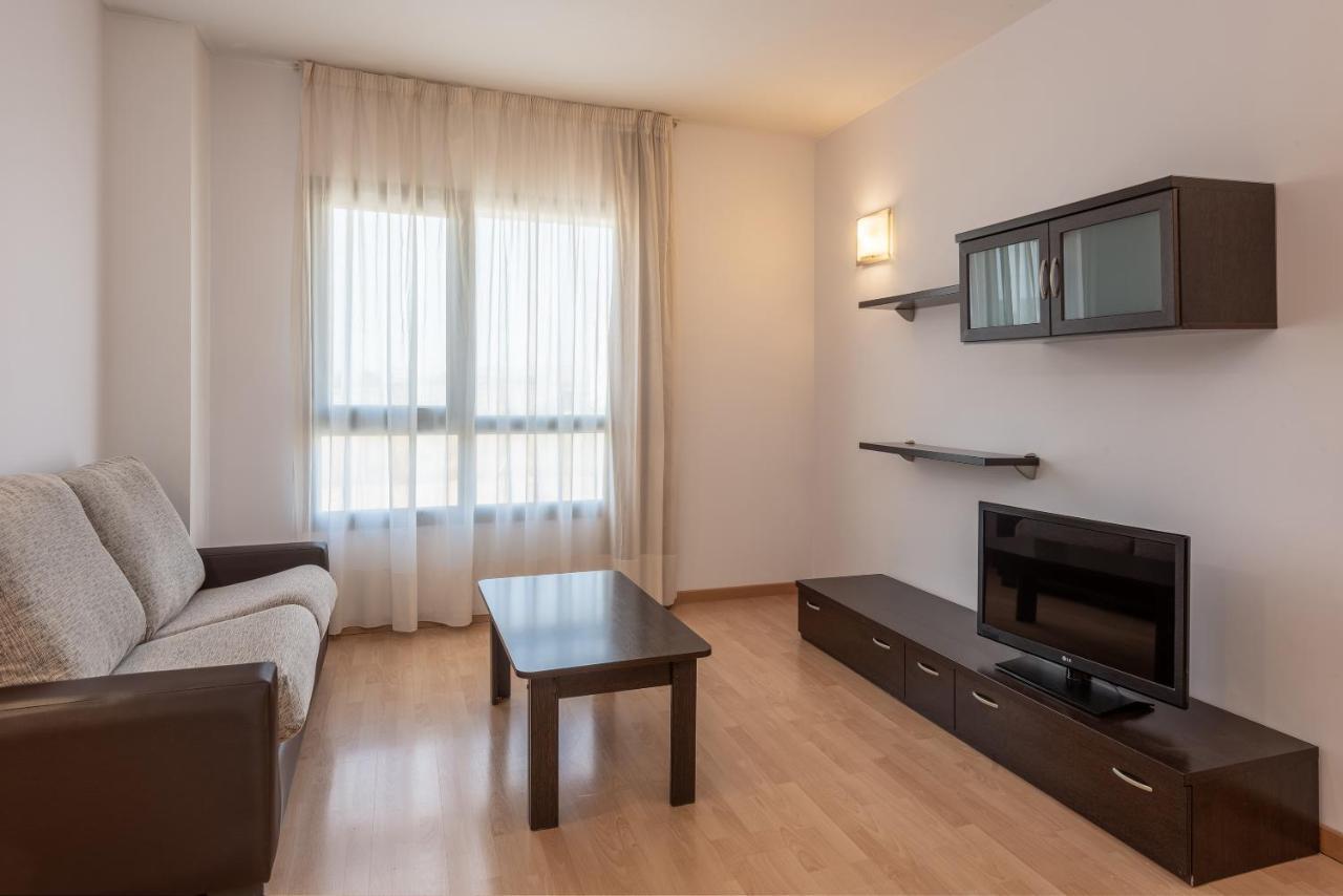 Madrid Airport Suites, Affiliated By Melia Zewnętrze zdjęcie