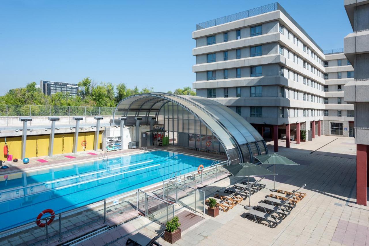 Madrid Airport Suites, Affiliated By Melia Zewnętrze zdjęcie