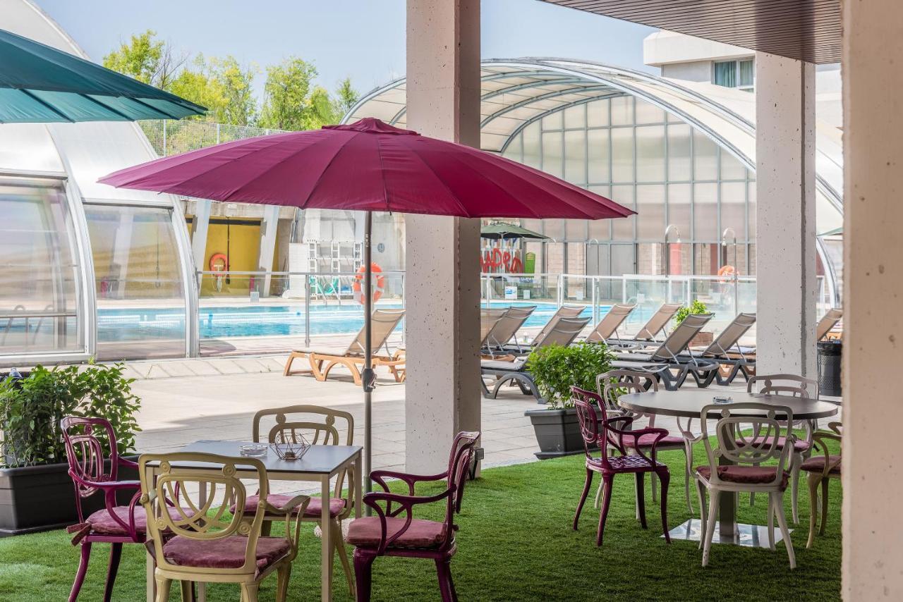 Madrid Airport Suites, Affiliated By Melia Zewnętrze zdjęcie
